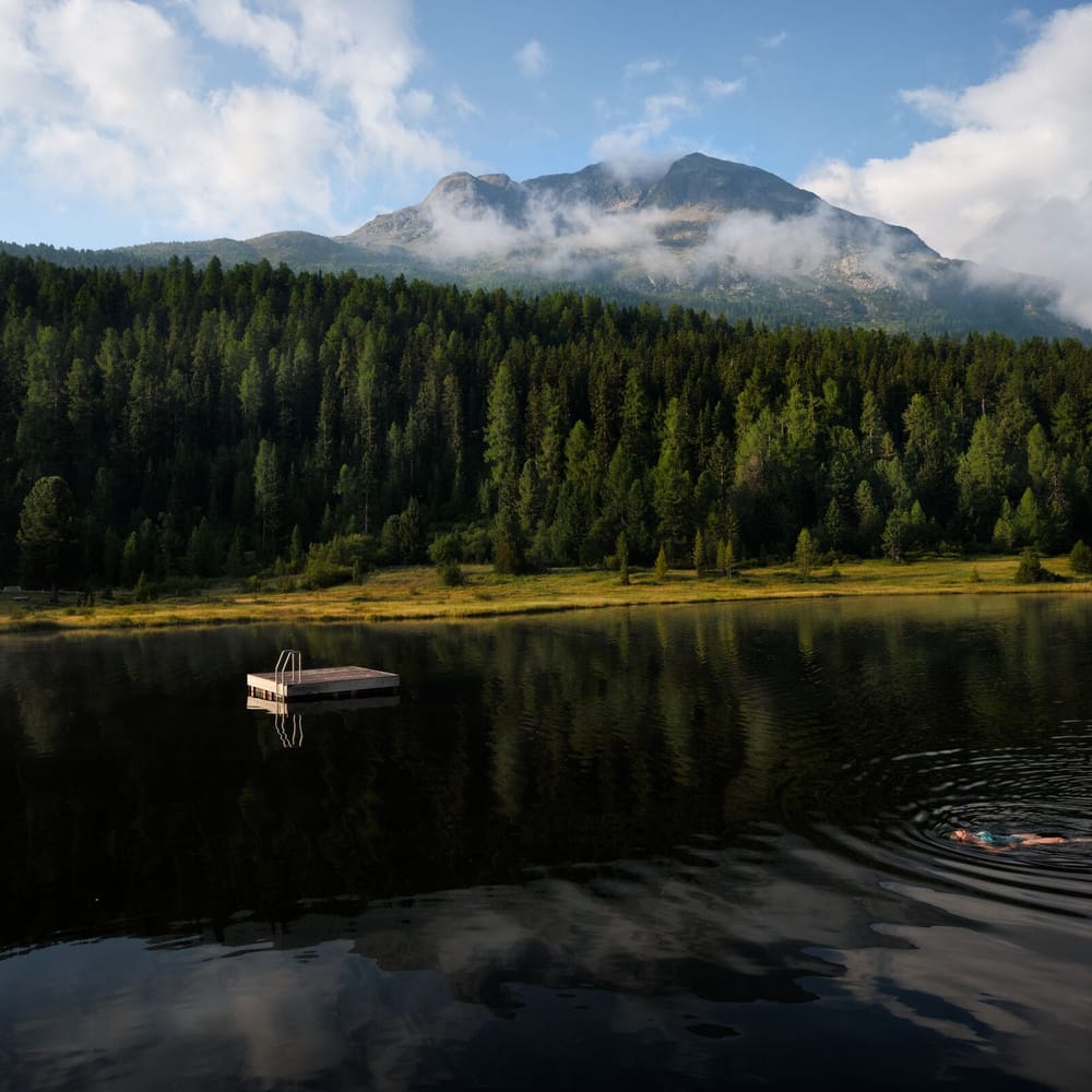Lej da Staz im Sommer