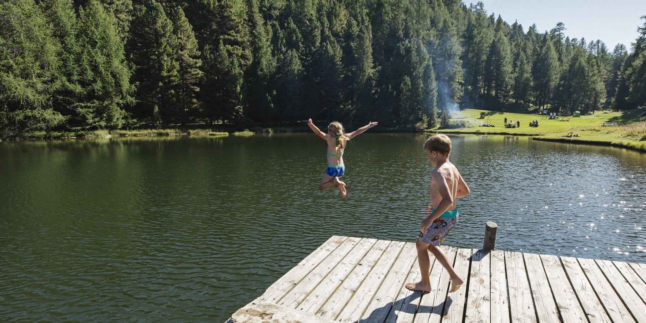 Verhaltenstipps beim Schwimmen in offenen Gewässer