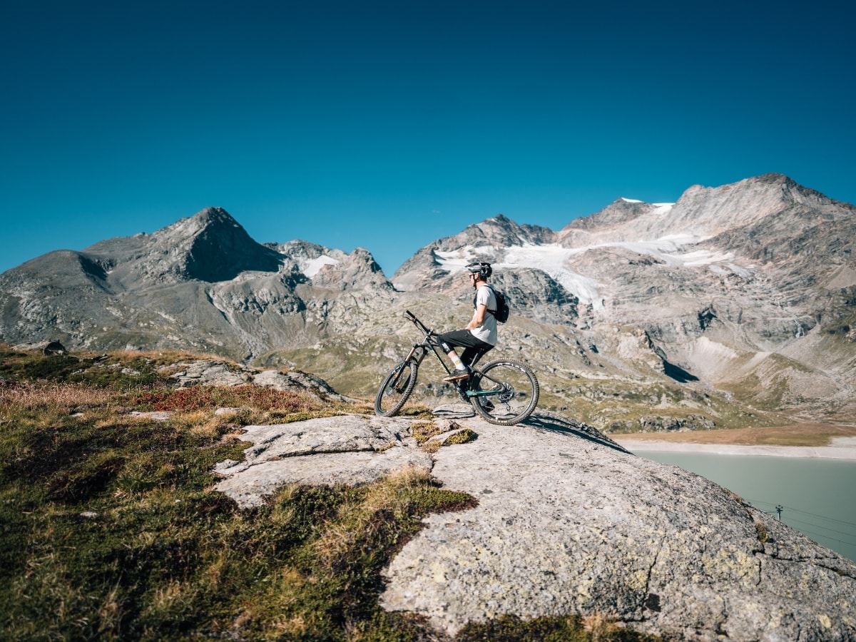 Pass-Piz-Lake Trail Safari