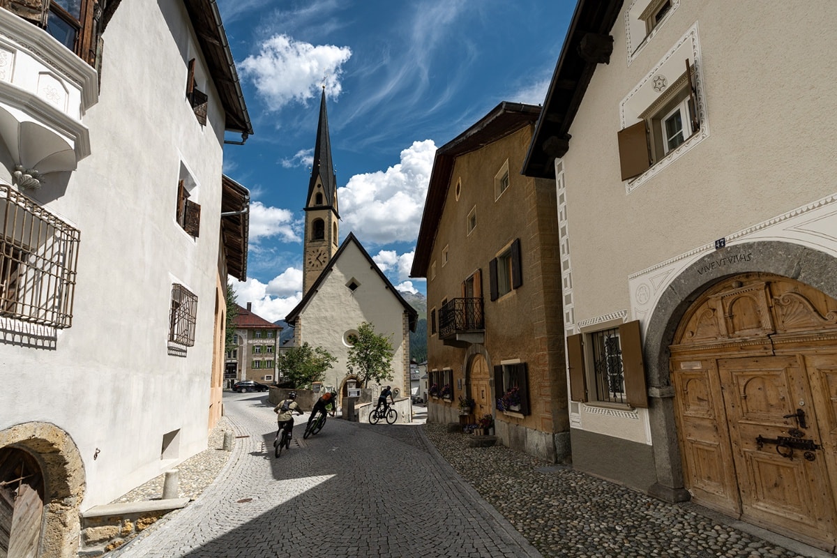 S-chanf - Zernez - S-chanf (signalisierte E-Bike Tour A)